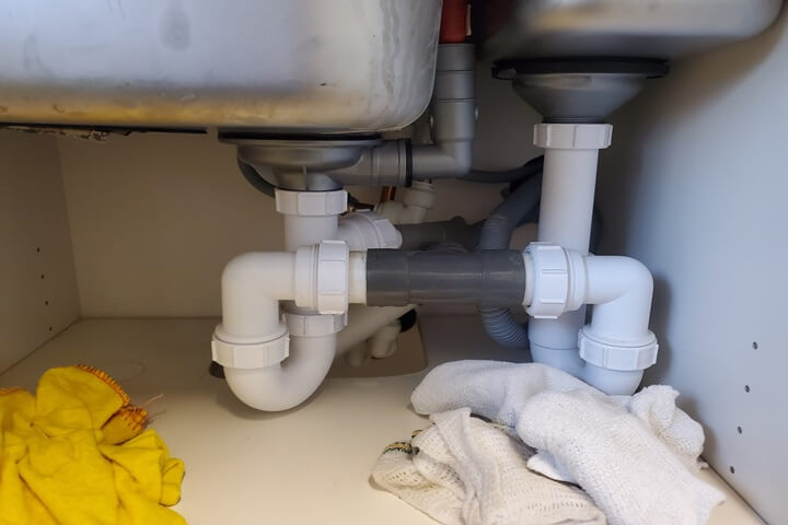 Under-Sink Plumbing Pipe Installation and Repair in Golders Green Explore Our Best Plumbing Solutions