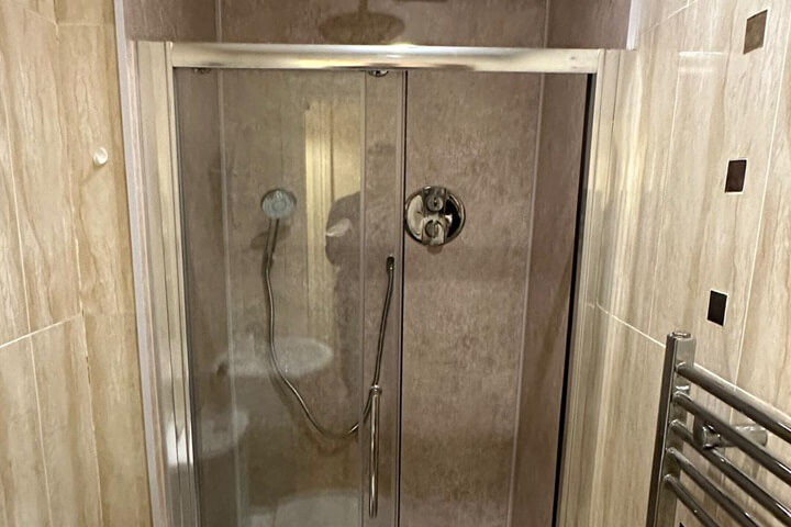 Shower Glass Installation and Bathroom Renovation in Hendon Transforming Your Space with Modern Design